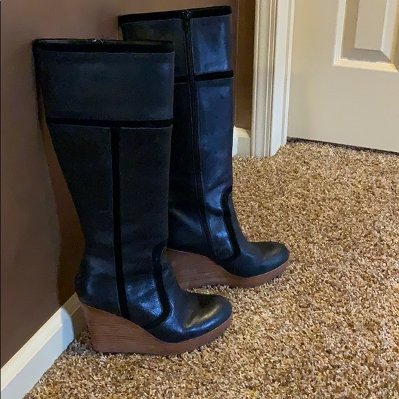 Black leather knee high boots. - Picture 3 of 7